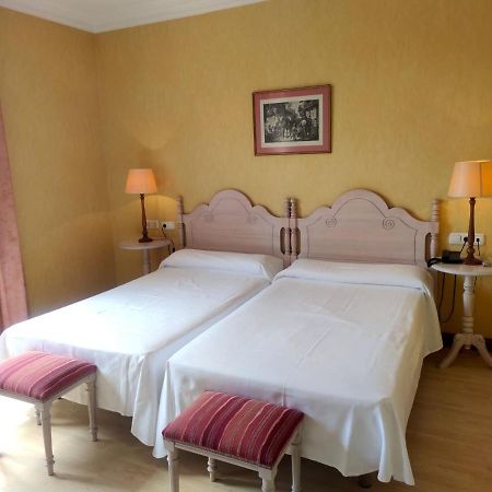 Hotel San Camilo Navarrete Buitenkant foto